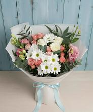 Букет цветов из:  Розы, Лизиантусы и Хризантемы в Шайковке
