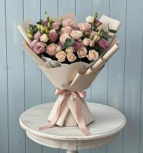 Букет цветов из:  Розы и Лизиантусы #REPLACE_PRED# Шайковке