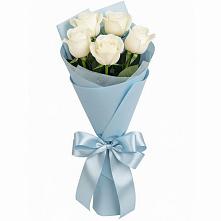 Букет 5 Белых роз Проуд в Шайковке