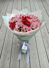 Букет цветов из:  Альстромерии в Шайковке