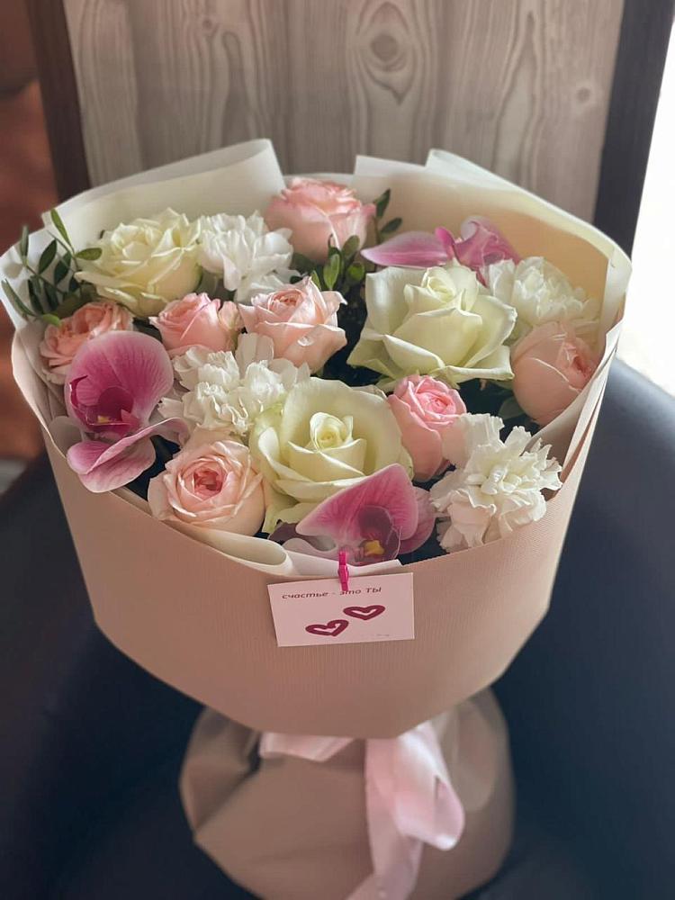 Букет цветов из: Орхидеи, Розы и Гвоздики в Шайковке