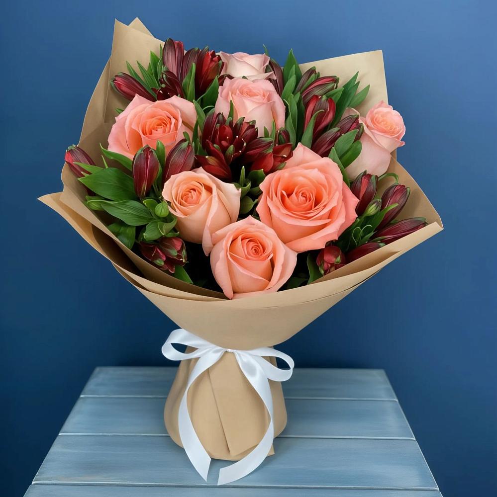 Букет цветов из: Розы и Альстромерии в Шайковке