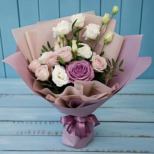 Букет цветов из:  Розы и Лизиантусы в Шайковке