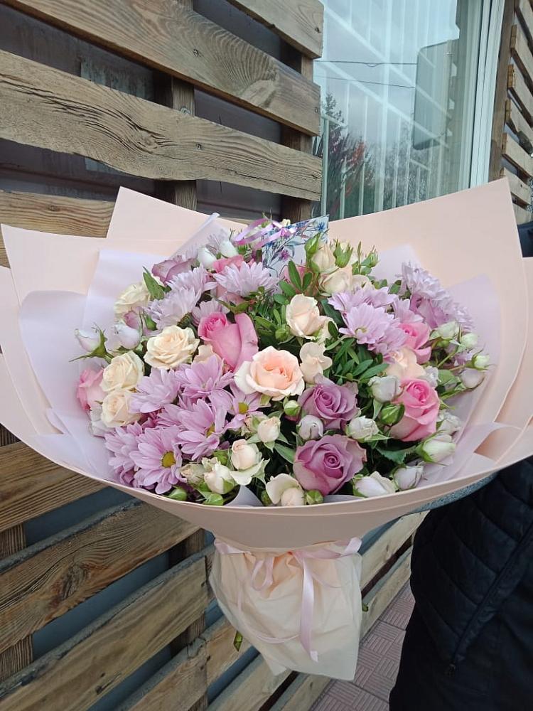 Букет цветов из: Розы и Хризантемы в Шайковке