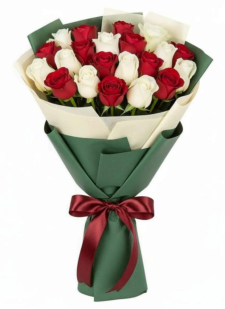 Букет Микс из красных и белых роз в Шайковке