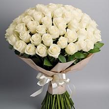 Букет 101 беля роза Белоснежка в Шайковке