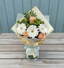 Букет цветов из:  Герберы, Розы и Хризантемы в Шайковке