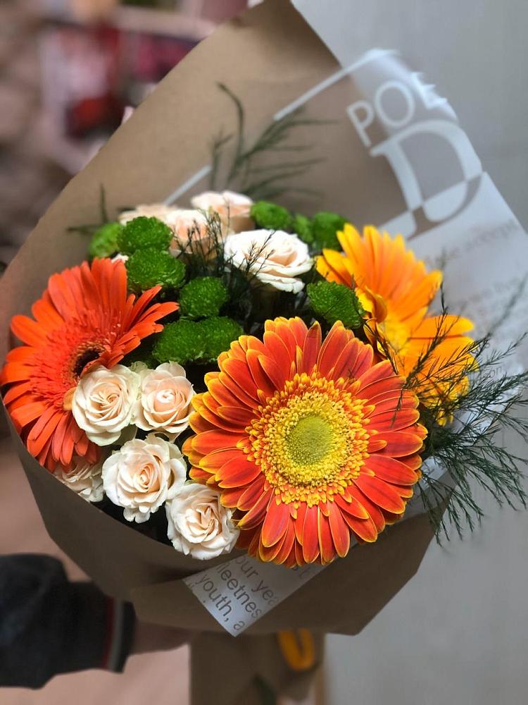Букет цветов из: Герберы, Хризантемы и Розы в Шайковке