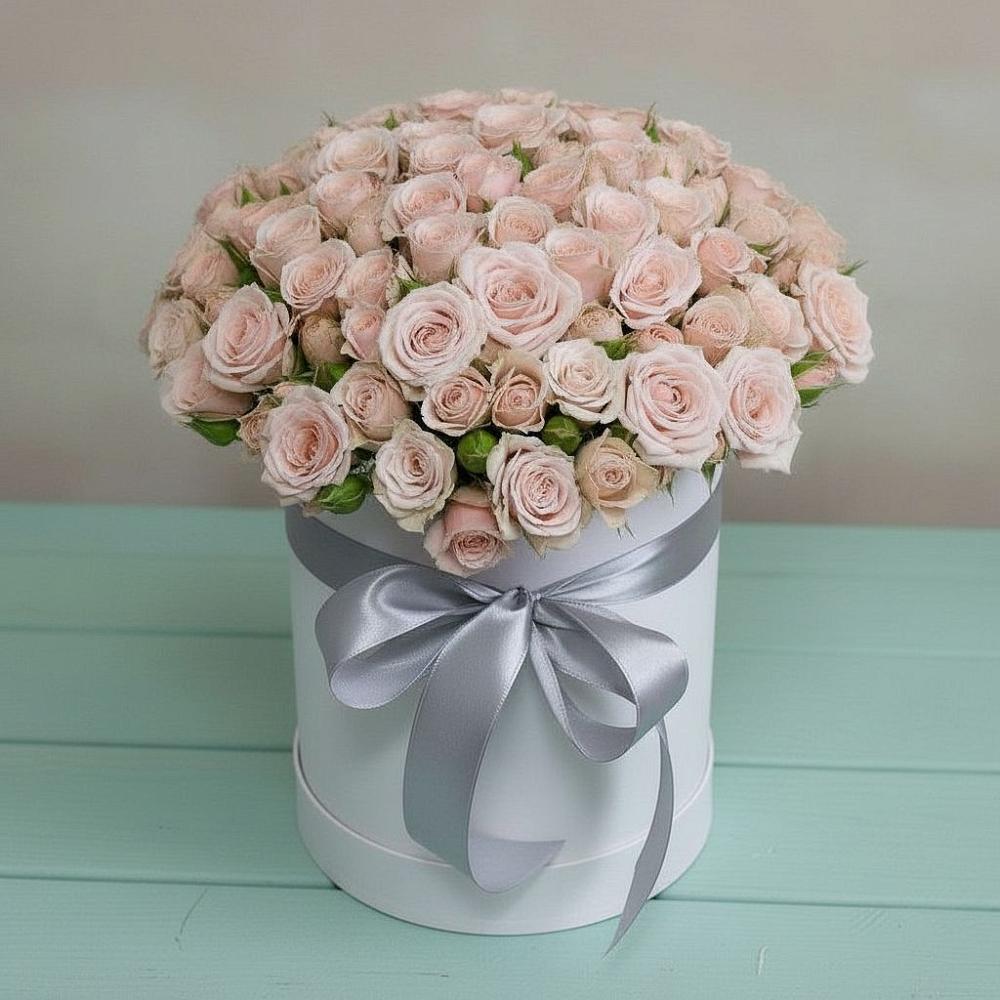 Цветочная композиция из Розы в шляпной коробке в Шайковке